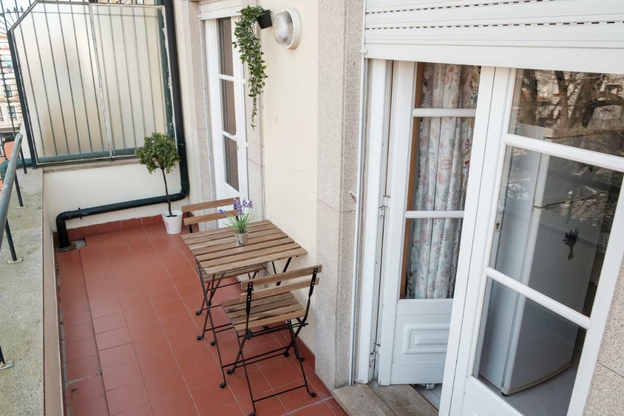 Apartment With Balcony In The Square بورتو المظهر الخارجي الصورة