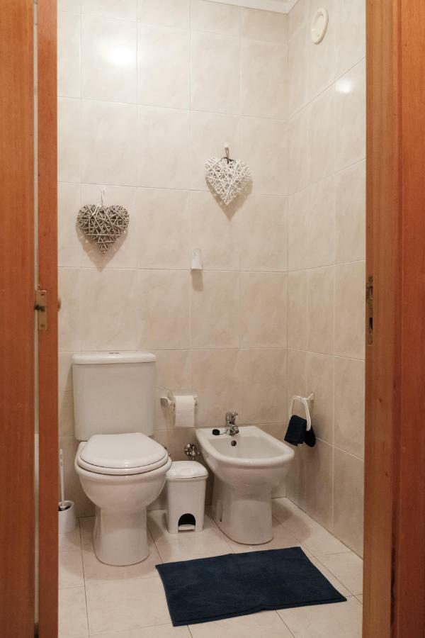 Apartment With Balcony In The Square بورتو المظهر الخارجي الصورة
