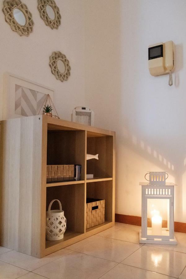 Apartment With Balcony In The Square بورتو المظهر الخارجي الصورة