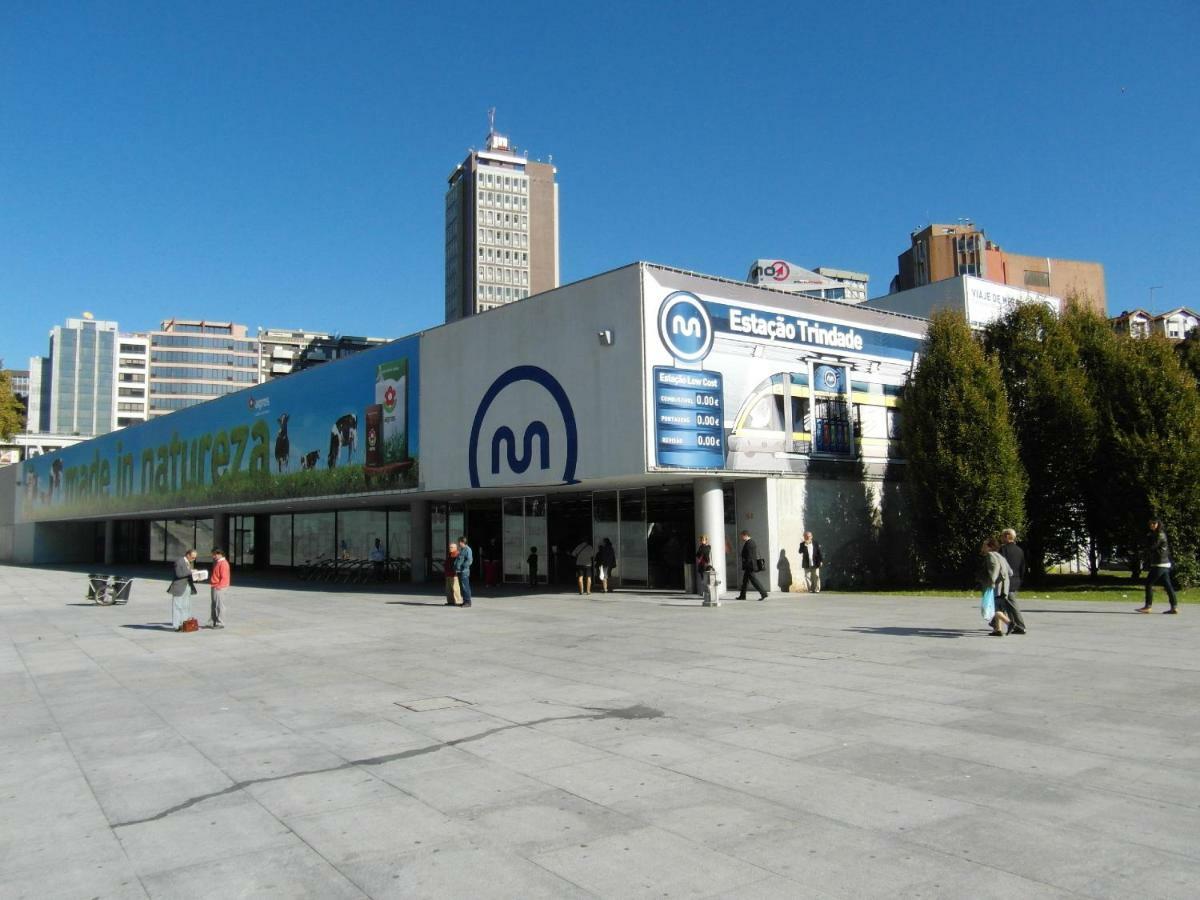 Apartment With Balcony In The Square بورتو المظهر الخارجي الصورة